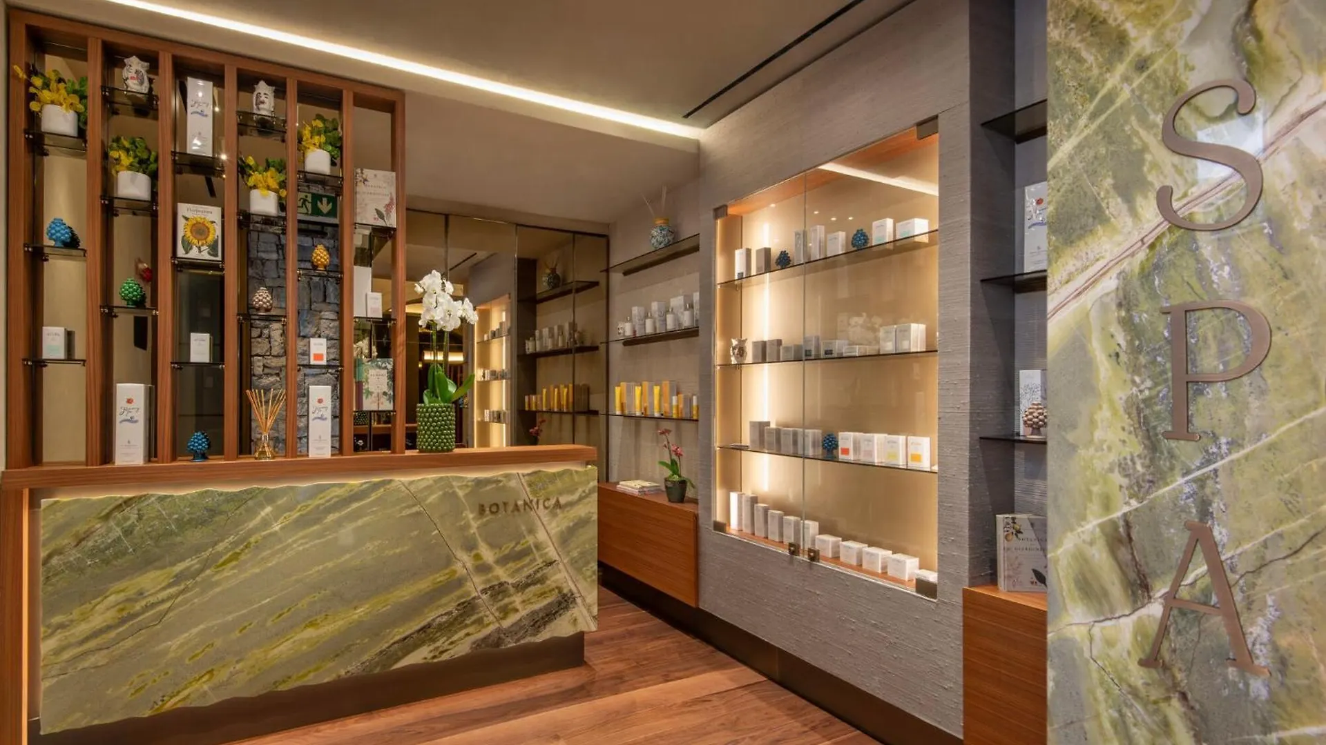 圣多米尼克宫酒店 陶尔米纳 度假村