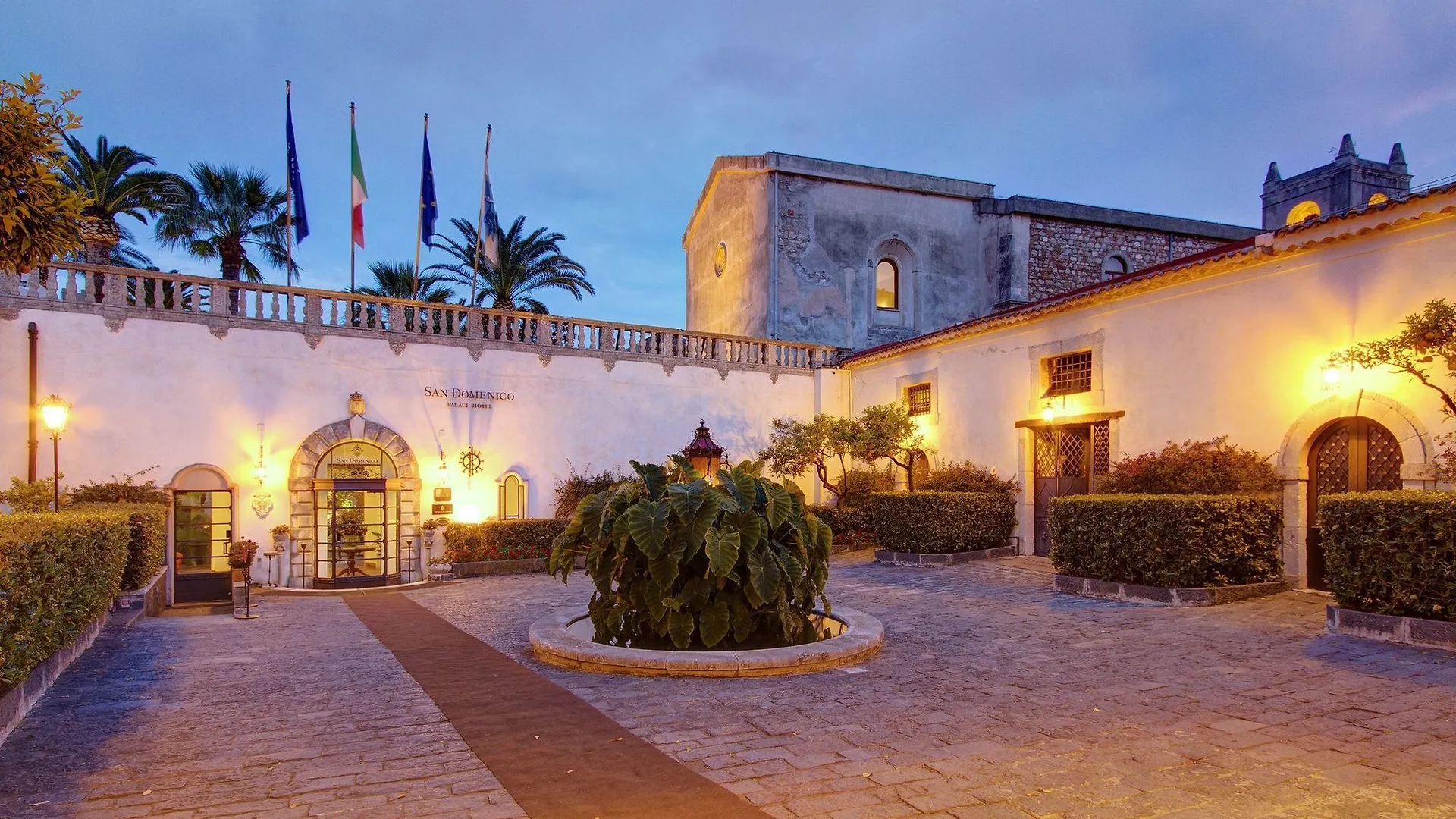 ***** Курортный комплекс San Domenico Palace, Taormina, A Four Seasons Hotel Италия
